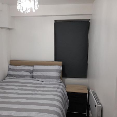 Zest Apartment Two Манчестер Номер фото